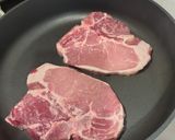 Foto del passaggio 1 della ricetta Braciola di maiale al pomodoro