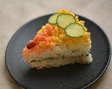 Foto langkah ke 8 dari resep Japanese Sushi Cake - Kue Sushi Sangat Indah! 🍣.