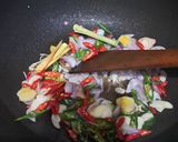 Foto langkah ke 2 dari resep Garang Asem Ayam.