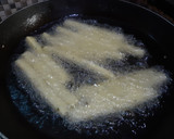Foto langkah ke 4 dari resep Stick Kentang Keju.