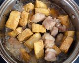 Hình bước làm 2 của món Thịt kho đậu hũ