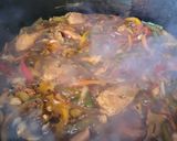 Foto del paso 6 de la receta: Pollo al disco con cerveza rubia