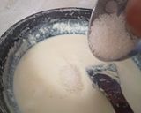 A picture of step 2 of Strawberry milk cake.