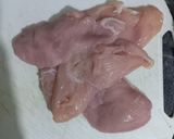 Foto del paso 1 de la receta: Arrolladitos rellenos de pollo, morrón y cebolla