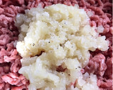 Foto del paso 3 de la receta: Hamburguesitas de vacuno con cebolla, en airFryer
