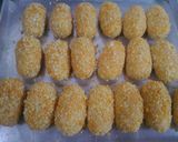 Foto langkah ke 8 dari resep Kroket Kentang (Isi Ayam Wortel).