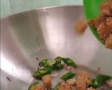 Foto langkah ke 3 dari resep Orek Tempe Cabai Hijau.