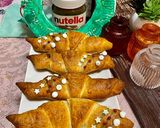 A picture of step 3 of Nutella Croissants.
