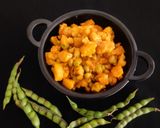 A picture of step 3 of Tuvar cauliflower sabji.