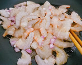 Hình bước làm 2 của món Tôm rim mặn ngọt