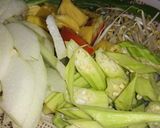 Hình bước làm 1 của món Canh chua cá basa