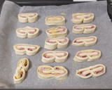 Foto del paso 2 de la receta: Palmeritas de jamón York y queso