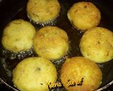 A picture of step 13 of Aalu or chana dal ka cutlets.