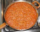 Foto del paso 2 de la receta: Tallarines con salsa de carne y chorizo