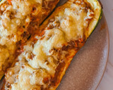 Foto del paso 4 de la receta: Calabacines rellenos de boloñesa