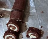 A picture of step 6 of No Bake No Fire Swiss Roll.
