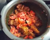 A picture of step 4 of Palak Gosht.