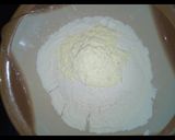 A picture of step 2 of Cream Milk cake.