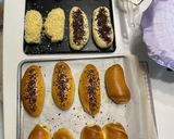 Foto langkah ke 5 dari resep Roti manis isi pisang nougat.