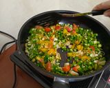 Foto langkah ke 3 dari resep Ikan Asin Cabe Hijau.