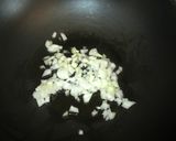 Foto del passaggio 4 della ricetta Risotto al taleggio con fiori di zucca