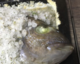 Foto del paso 4 de la receta: Dorada a la sal