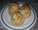 A picture of step 6 of Chicken Rose roll.