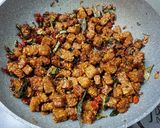 Foto langkah ke 4 dari resep Orek Tempe Kering (Tahan Lama).