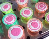 Foto langkah ke 4 dari resep Bolu kukus mekar merah putih.