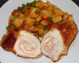 Foto del paso 3 de la receta: Pechuda de pollo rellena con Jamón y queso. Papas arvejadas