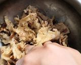A picture of step 3 of Roti ki churi.