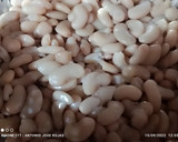 Foto del paso 3 de la receta: Judías del ganchet con almejas japonesas y gambas rojas