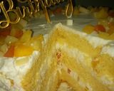 Foto langkah ke 7 dari resep Tropical Chantilly Cake with Whipped Cream Cheese Frosting.