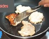 A picture of step 3 of Cheesy chicken fritters.