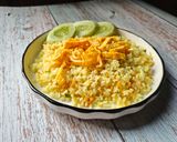 Foto langkah ke 5 dari resep Nasi Goreng Kunyit.