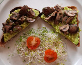 Foto del paso 2 de la receta: Avocado toast con hongos cremini