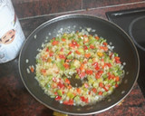 Foto del paso 1 de la receta: Super bocadillo de lomo adobado con verduras, queso y mayonesa