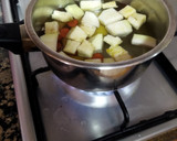Foto del paso 2 de la receta: Puré de verduras con conejo para bebé