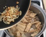 Foto langkah ke 5 dari resep Sup Ayam Bakso-Kembang Tahu.