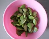Foto langkah ke 2 dari resep Oseng / Tumis Pete Cumi Asin.