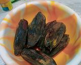 Foto langkah ke 1 dari resep Choco Banana Muffin.