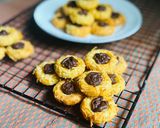 Foto langkah ke 6 dari resep 124. Choco Cheese Thumbprint Cookies.
