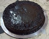 A picture of step 6 of Rava/sooji chochlate cake.