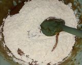 Foto langkah ke 3 dari resep Homemade Chocolate Cookies.