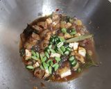 Foto langkah ke 2 dari resep 37. Oseng Kikil Tahu.