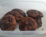 Foto langkah ke 6 dari resep Monster Chocolate Cookies - Laura'S Recipes.