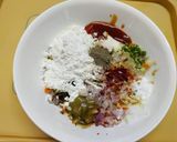 A picture of step 2 of Chinese Pakora.