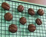 A picture of step 4 of Coffee Beans Cookies.