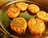 A picture of step 4 of Healthy beetroot potato cutlets.