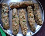 A picture of step 6 of Veg Cheese Frankie.